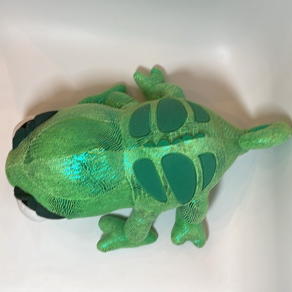 Pascal Disney Tangled Chameleon Large 18” Metallic Green Plush Stuffed Animal - Picture 5 of 8